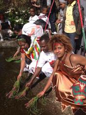 644106_668272023183755_1322976786_n